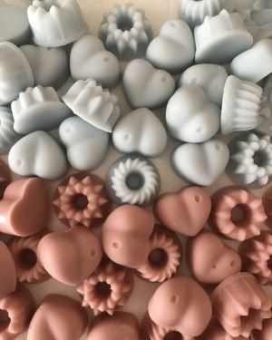 Wax Melt (Πολύχρωμες Μικρές Καρδιές & Κέικ) | 3 τεμ.